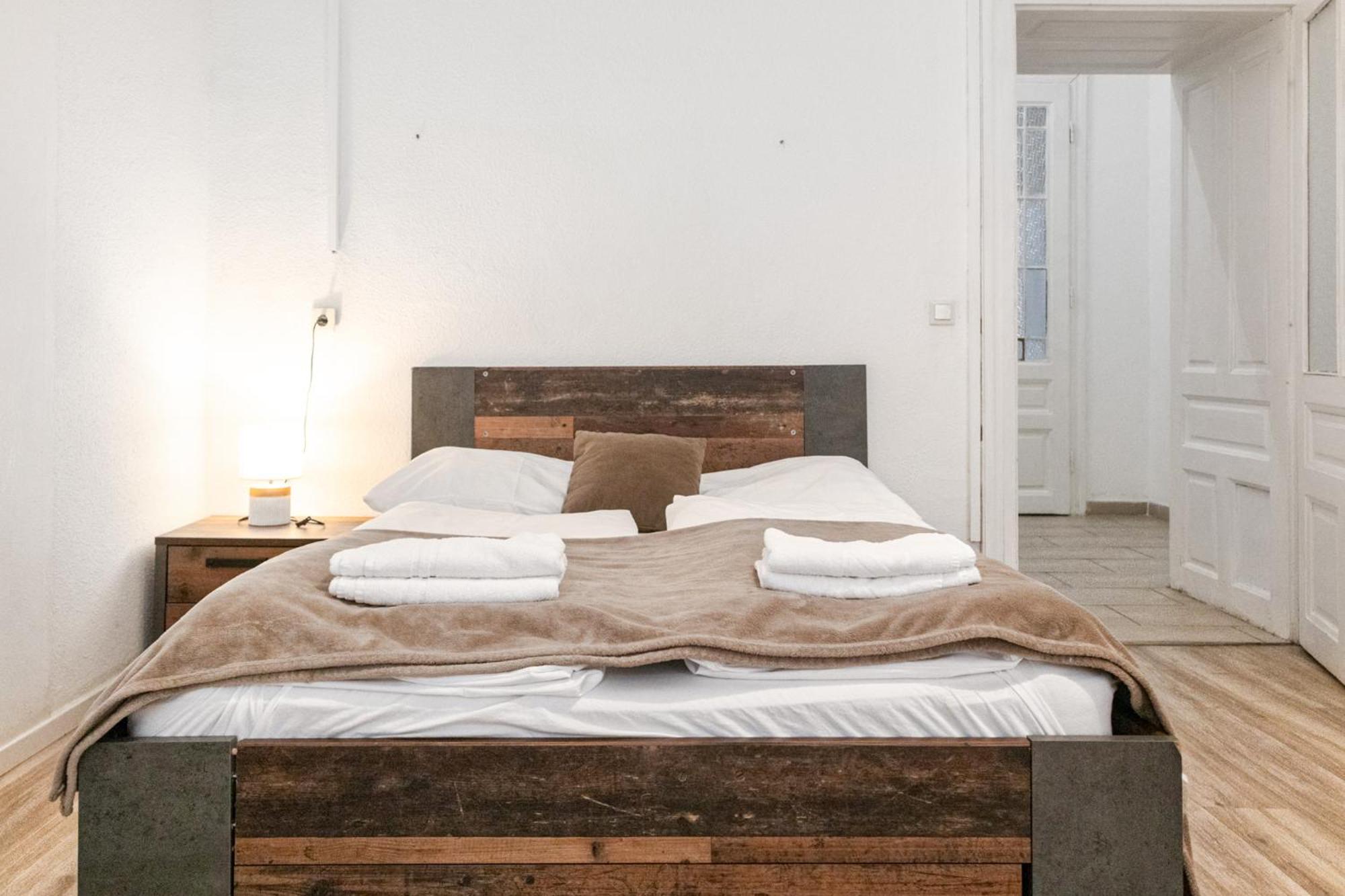 Spacious 1br Apt, Wifi & Tv, With A Great Location Wien